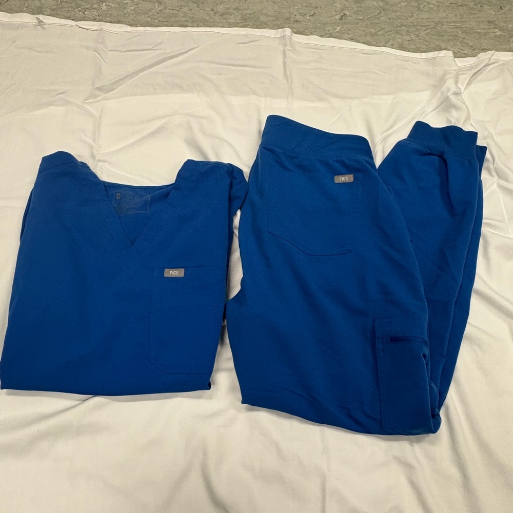 Royal Blue Figs Scrub Set
